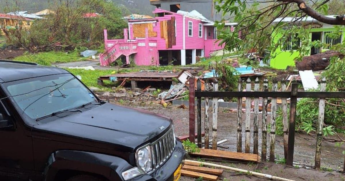 Impactantes imágenes de Carriacou tras el paso del huracán Beryl ...