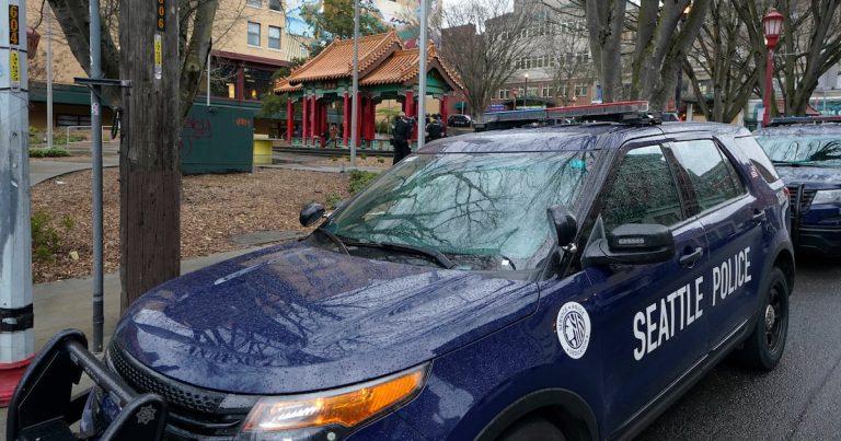 Policía de Seattle es despedido por proferir insultos racistas y sexistas a su vecina