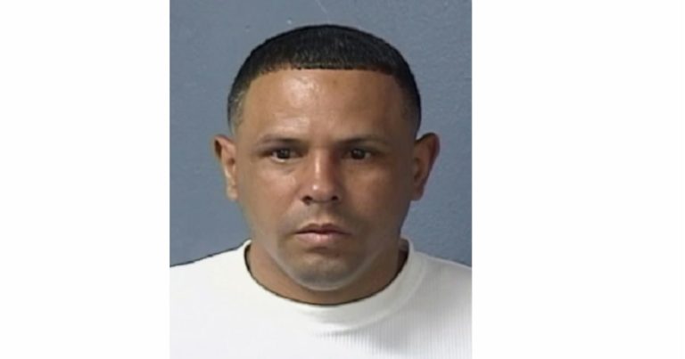 Cargos contra hombre por usar documentos falsos para obtener licencia de armas en Fajardo