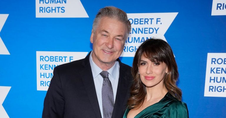 Alec e Hilaria Baldwin anuncian reality familiar de TLC