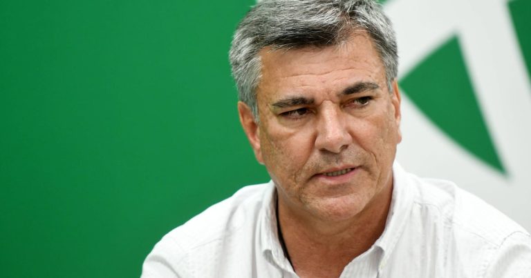 “Charlie” Delgado pide votos por candidata de Proyecto Dignidad para alcaldía de Isabela