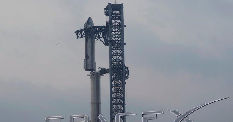 Megacohete de SpaceX realiza cuarto vuelo de prueba desde Texas