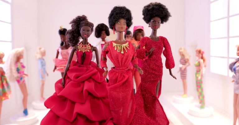 ¿De qué trata “La Barbie negra”, el nuevo documental de Netflix?