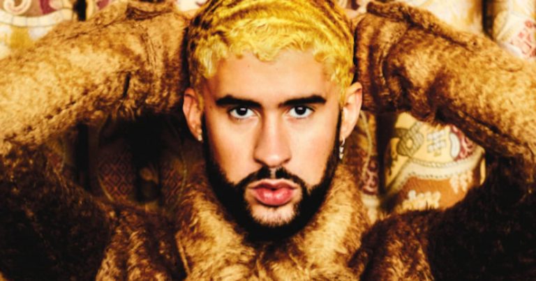 Bad Bunny se convierte en el primer hombre en ser portada de la revista “Vogue Italia”
