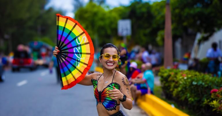 Celebran 34 años de Orgullo en la parada PRIDE Puerto Rico