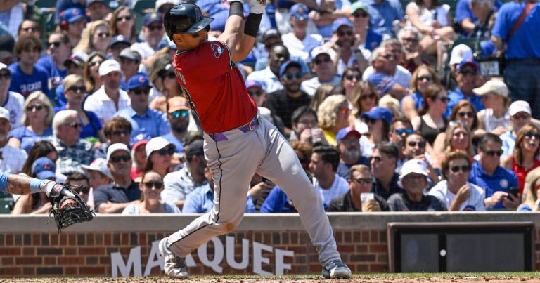 Diamondbacks superan 5-2 a Cachorros