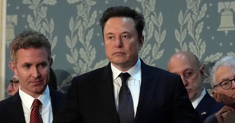 Musk demanda a anunciantes por presunto “boicot masivo” la red social X