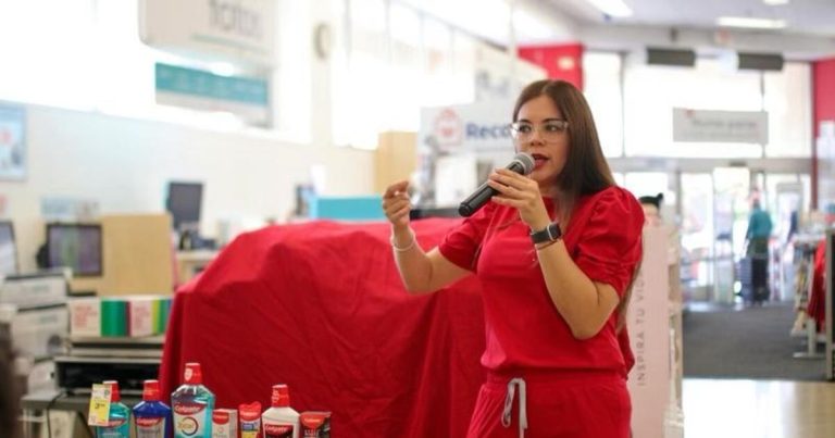 Charlas educativas y visitas dentales gratuitas