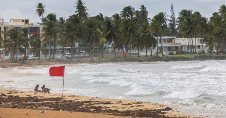 Reportan carreteras intransitables en el municipio de Luquillo