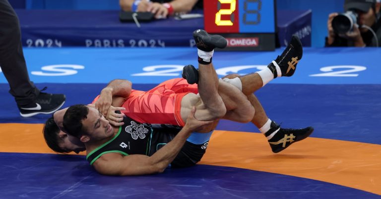 Luchador olímpico boricua pasa a ronda de repechaje con oportunidad de entrar en pelea por medalla