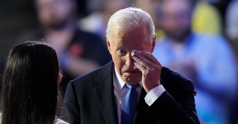 Demócratas honran a Biden y respaldan a Harris en el primer día de su convención