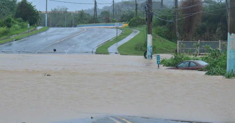 Lo último: Avisos de inundaciones por las lluvias provocadas por Ernesto