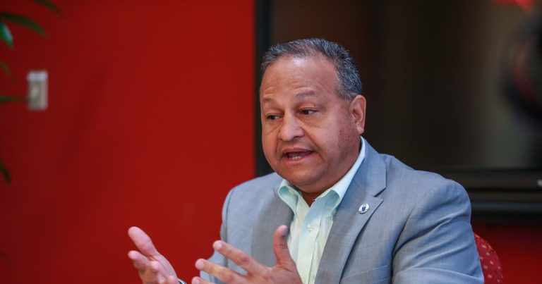 Tormenta Ernesto provoca inundaciones y apagones en Caguas