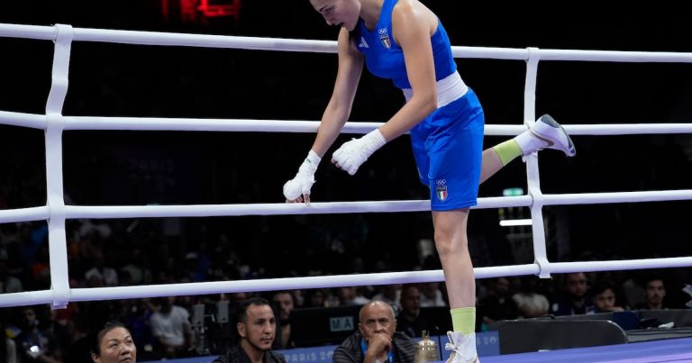 Conferencia de la IBA sobre las boxeadoras Imane Khelif y Lin Yu-ting termina en un caos