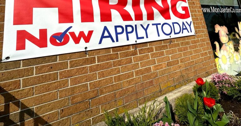 Baja número de estadounidenses que solicitaron el seguro por desempleo