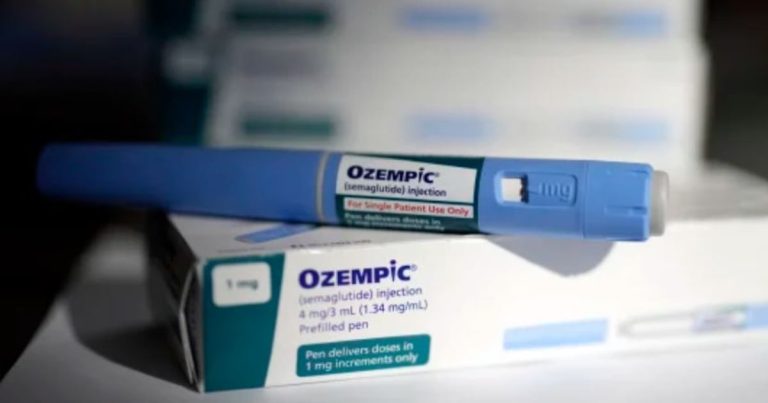 Médicos advierten que las personas que toman Ozempic enfrentan riesgos durante cirugías