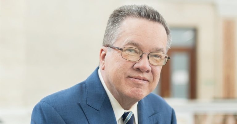 Kenneth McClintock estrena podcast titulado “Gobierno y Salud”