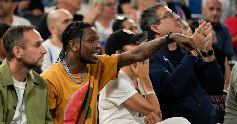 Arrestan al rapero Travis Scott en un hotel de París después de un altercado