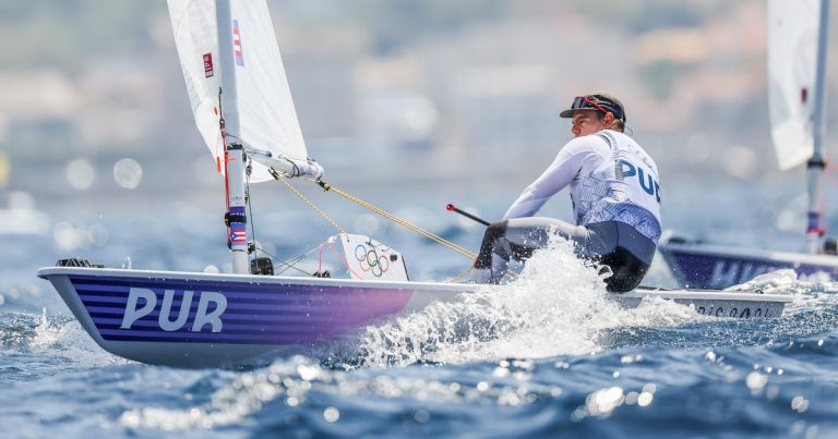 Pedro Fernández finaliza participación por falta de viento en París 2024