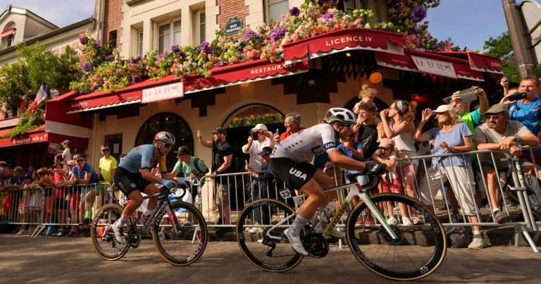Kristen Faulkner consigue el oro en la prueba de ruta de París 2024