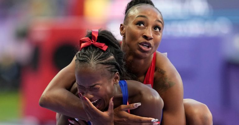 FOTO: El hermoso gesto de Jasmine Camacho-Quinn con atleta francesa