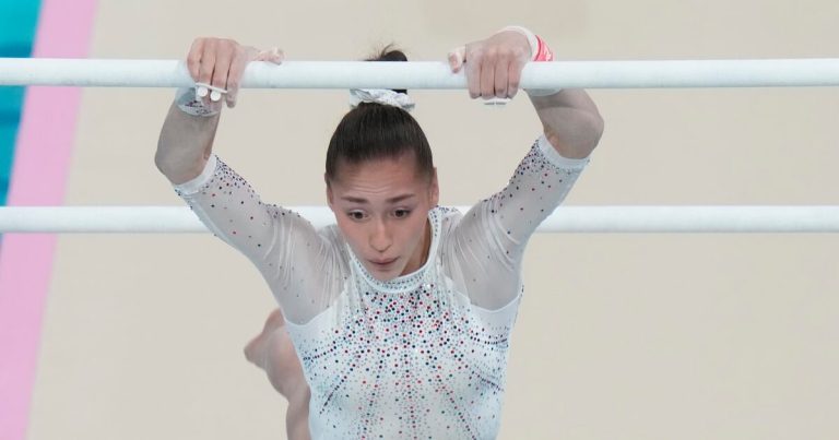 Kaylia Nemour logra primera medalla de oro en barras asimétricas para Argelia