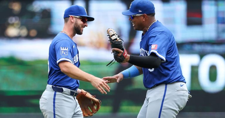 Reales superan 4-1 a Mellizos