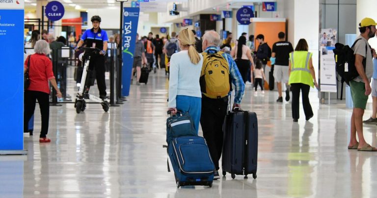 Aerostar asegura que el aeropuerto Luis Muñoz Marín opera con normalidad mientras se acerca la tormenta Ernesto