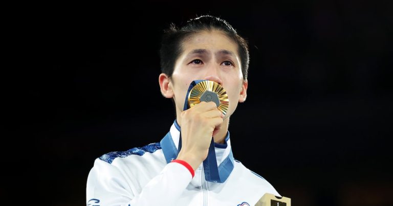 La boxeadora Lin Yu-ting se colgó el oro tras la polémica de género en los Juegos Olímpicos