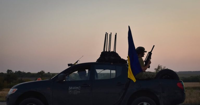 Fuerzas ucranianas destruyen o dañan tres puentes sobre río en Rusia