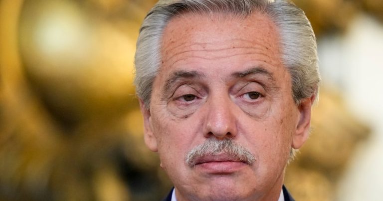 Ex primera dama argentina declara en la causa donde denunció al expresidente Fernández por maltratos