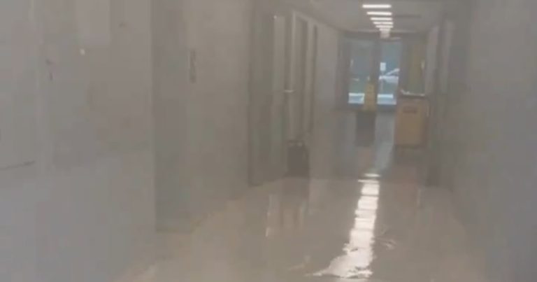 Inundaciones afectan al Hospital Industrial