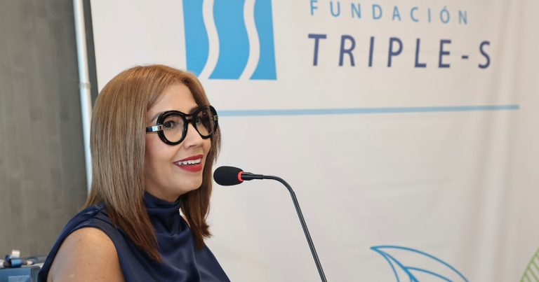 Seis médicos residentes reciben becas para atenuar altos costos de vida