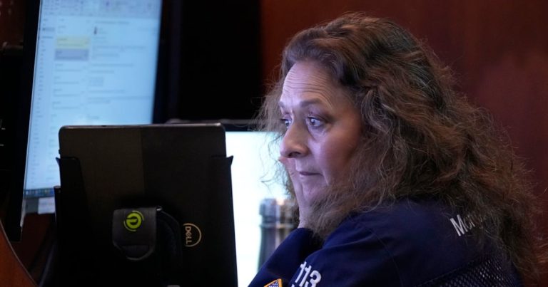 La calma vuelve a Wall Street y las acciones se recuperan tras su peor caída en casi dos años