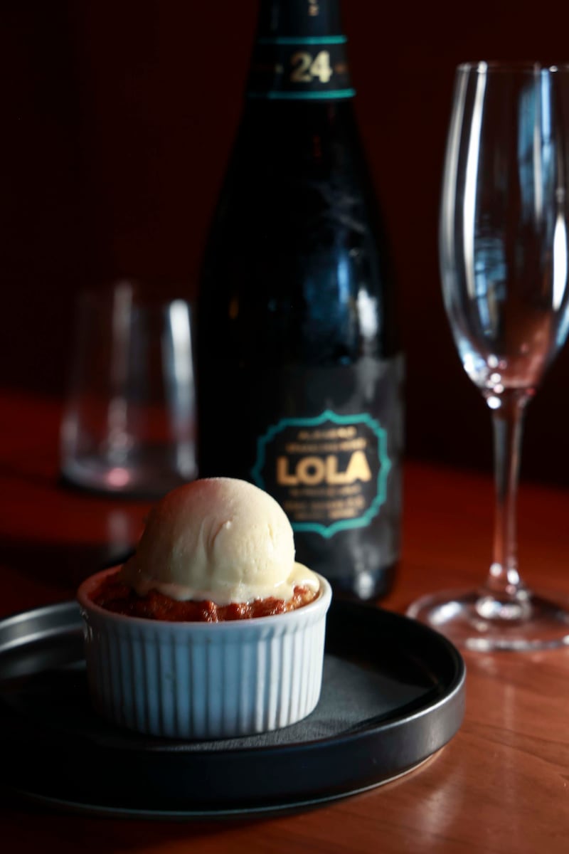 Almuerzo con la prensa.