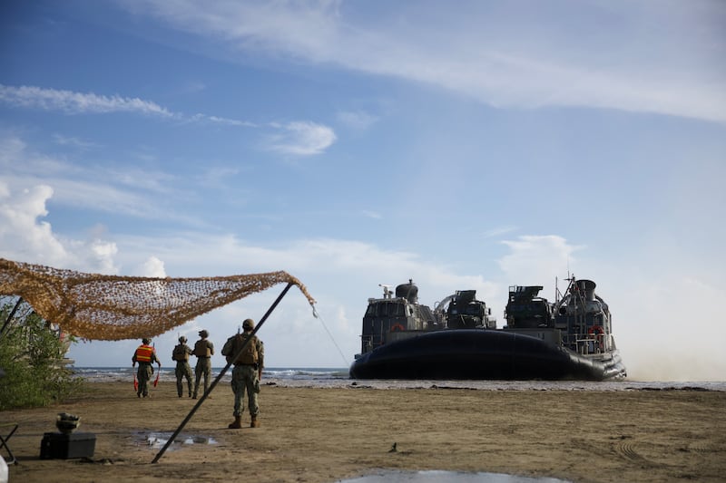 Ejercicios bélicos.