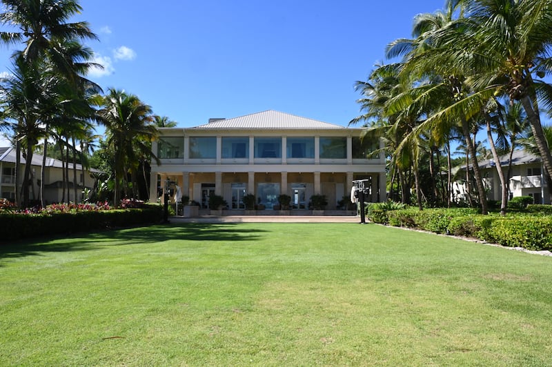 Inauguración Four Seasons