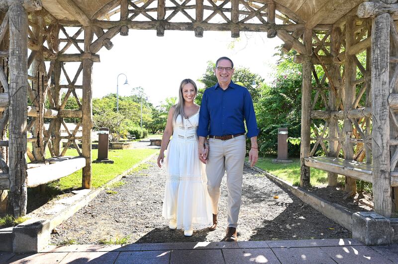 El representante José Pichy Torres Zamora y su novia, Zaida Enid Rios Mercado.