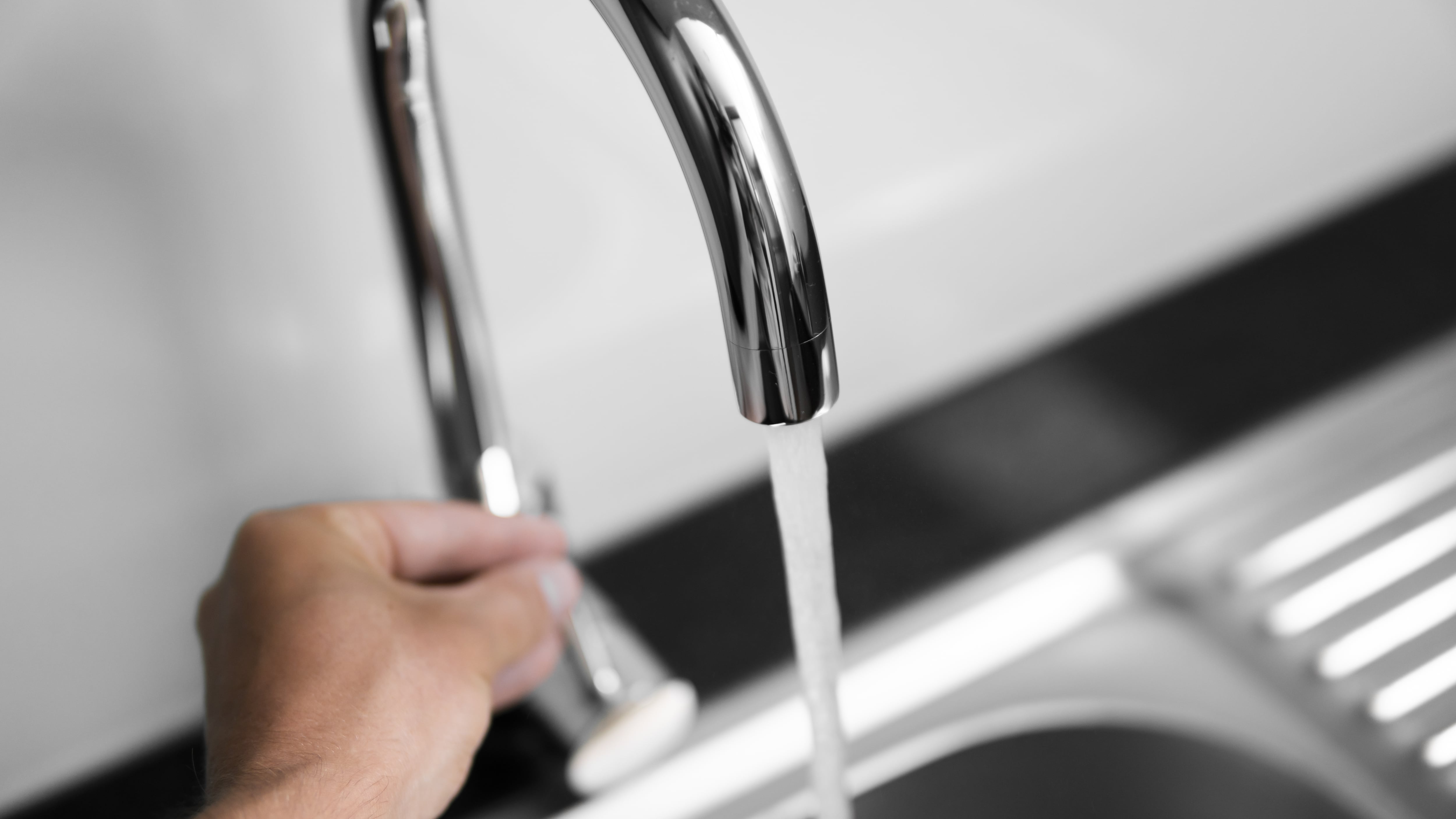 La población puede estar tranquila porque en los próximos meses continuará el servicio de agua sin cortes.