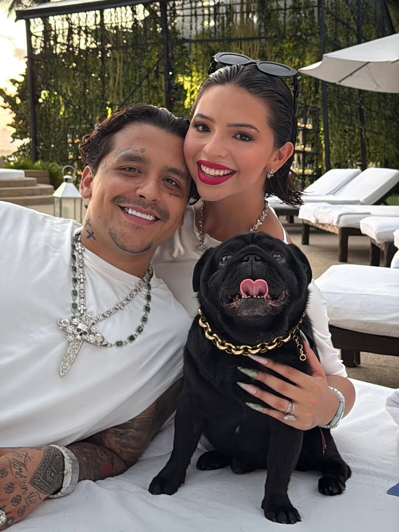 Christian Nodal en el cumpleaños 22 de Ángela Aguilar