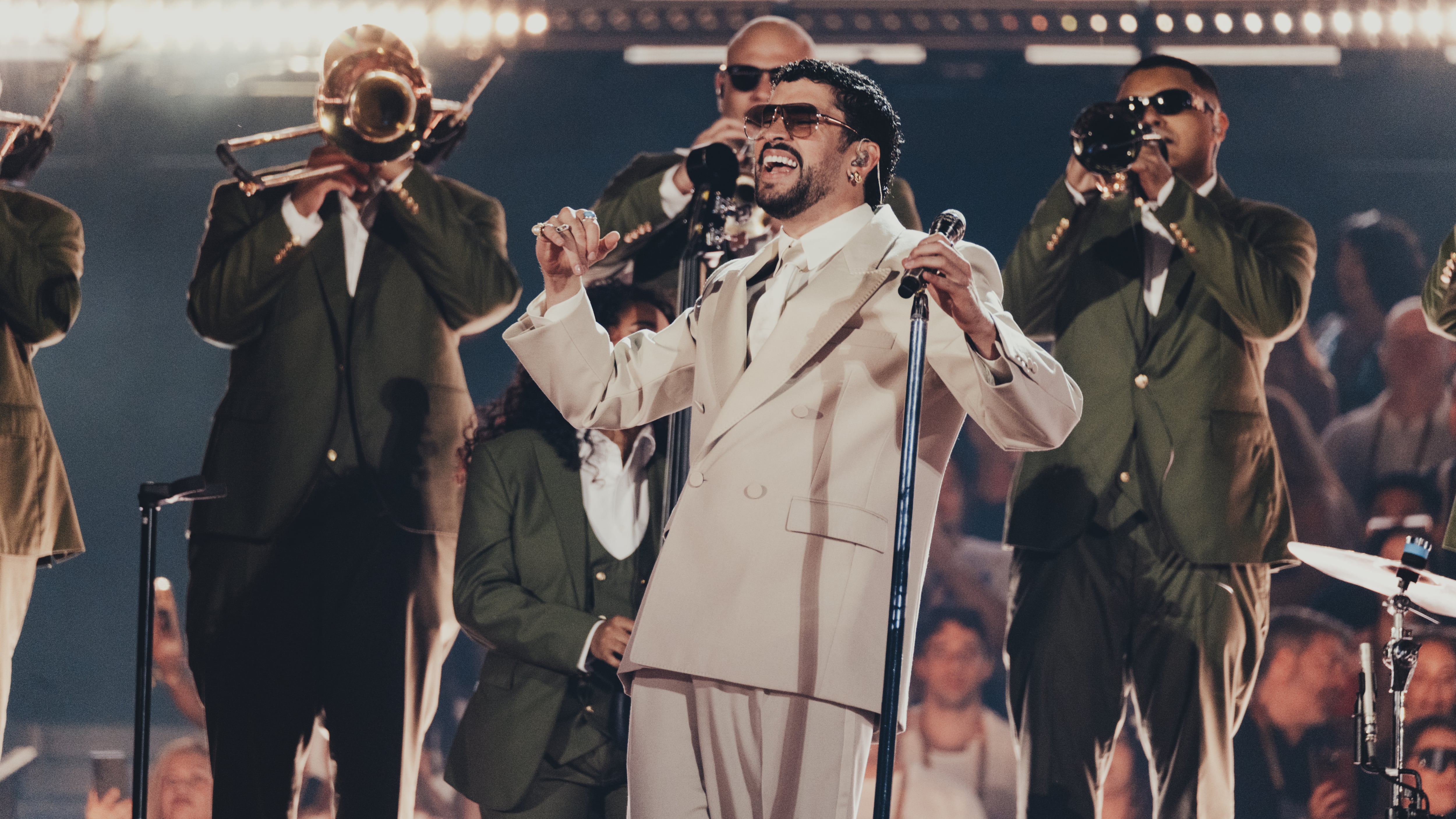 Bad Bunny primera noche de concierto en Medellín 2026.