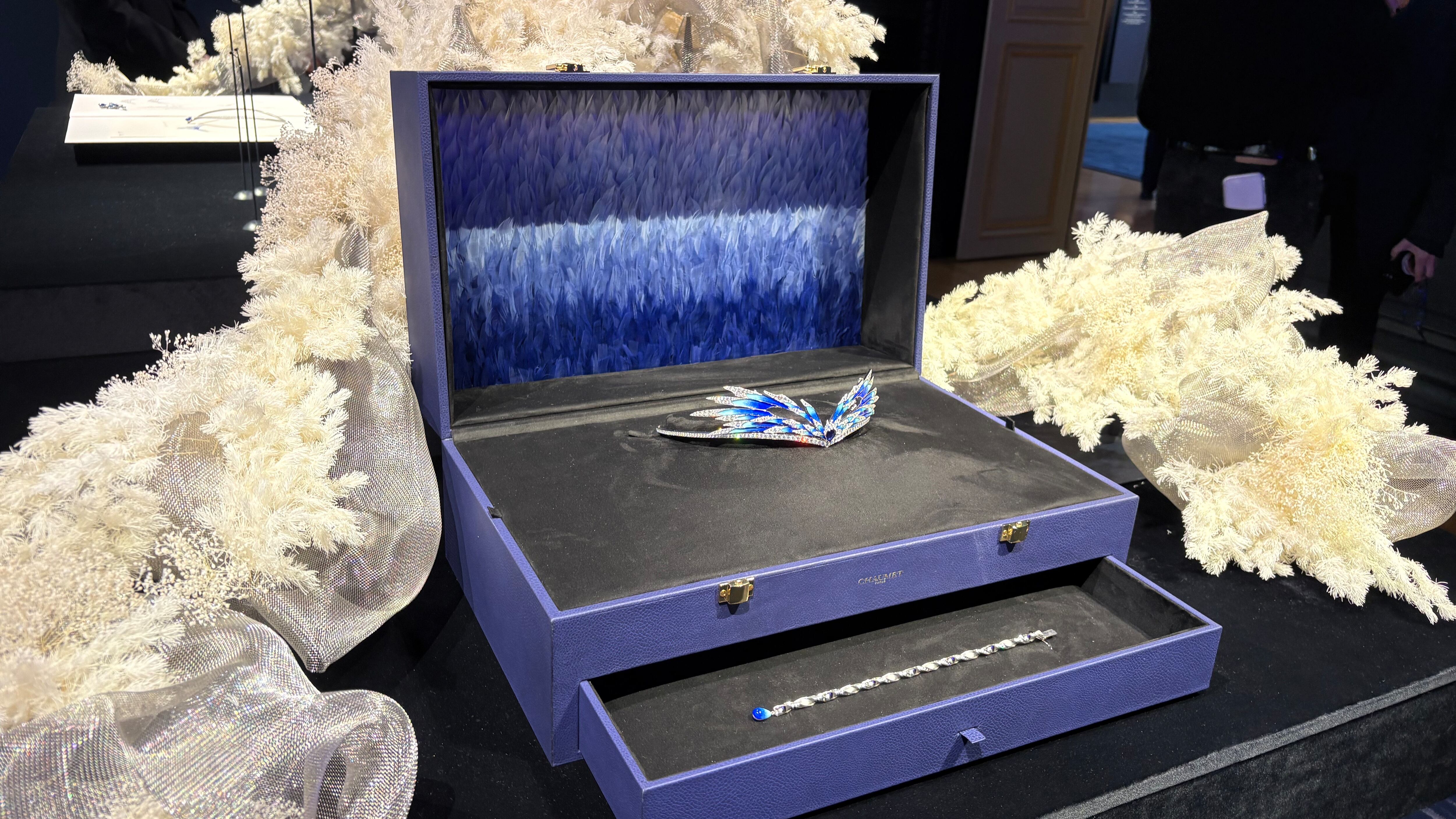 Históricos joyeros como Chaumet y Cartier han aprovechado, como es tradición, la semana de la alta costura de París.