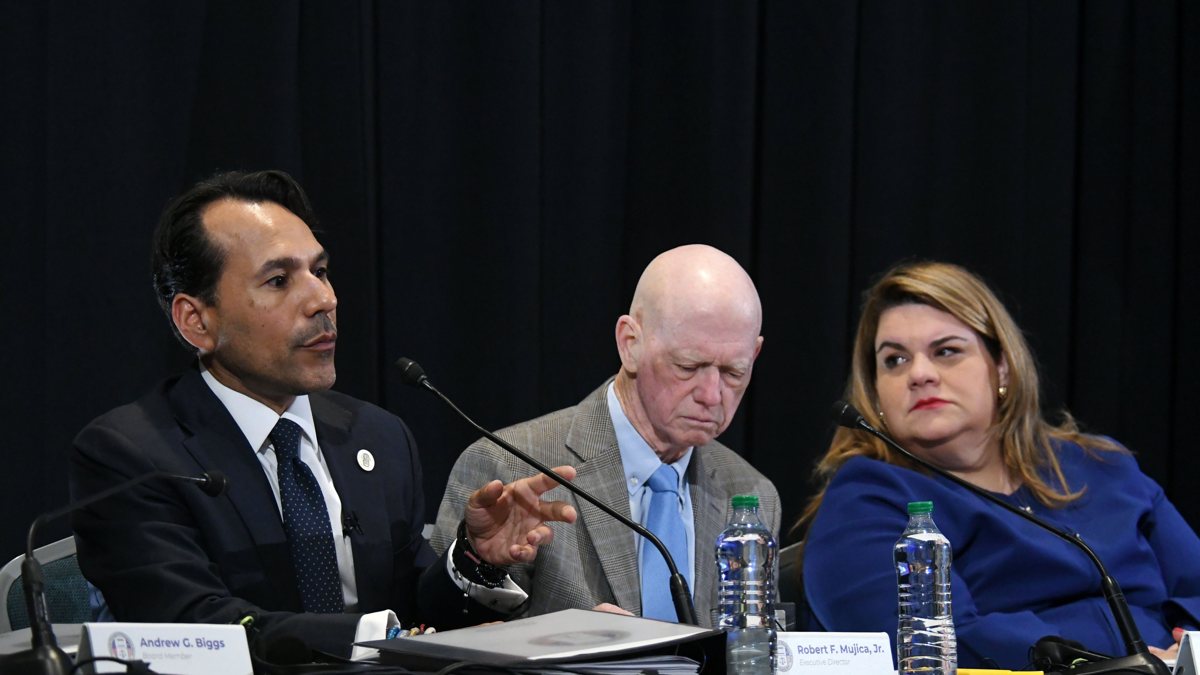 Reunion de la Junta de Control Fiscal.