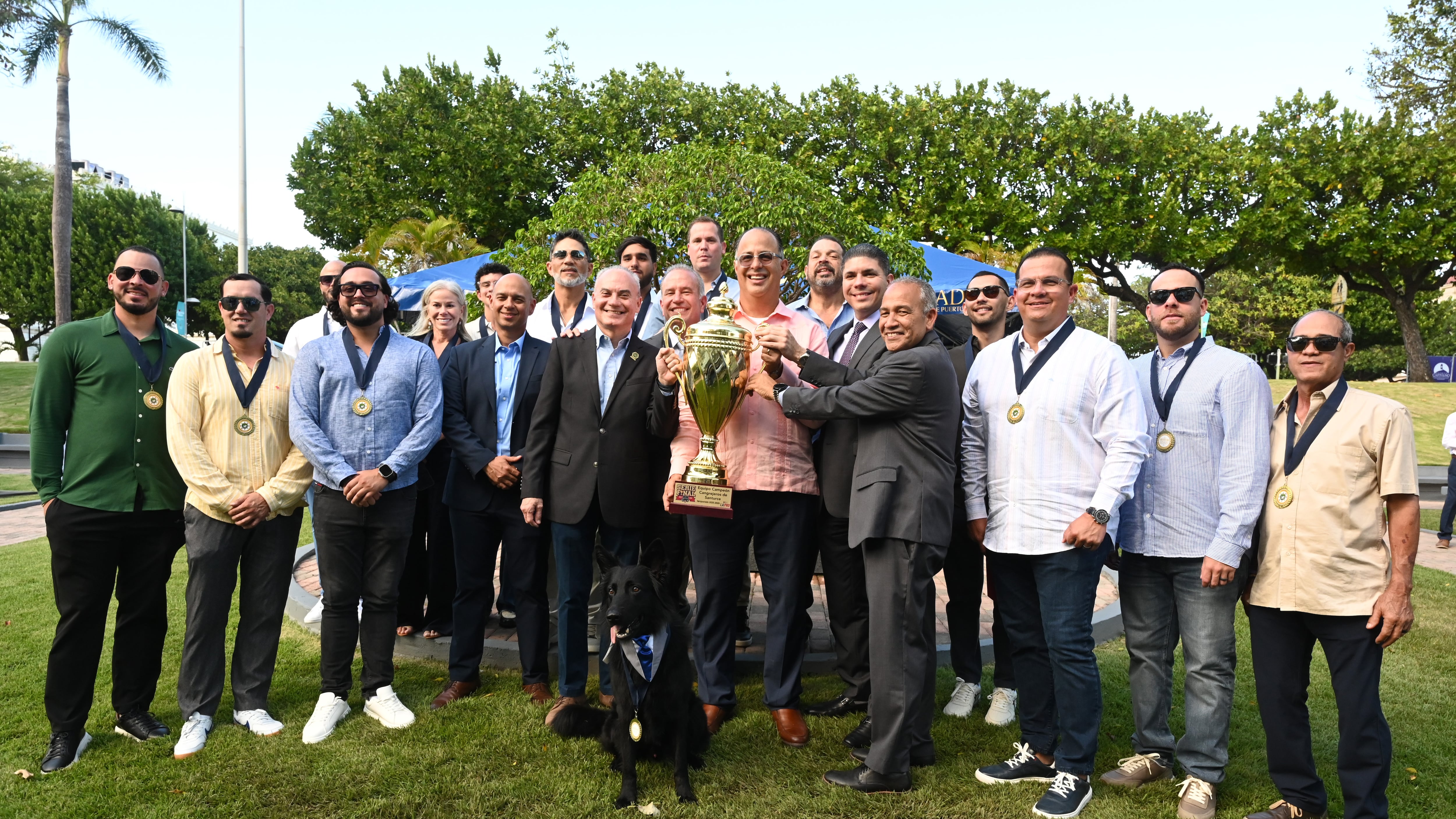 La Cámara de Representantes celebra el campeonato de los Cangrejeros de Santurce.