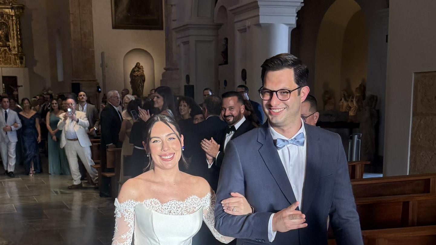 Héctor Ferrer se casa y el alcalde Miguel Romero figura entre los invitados