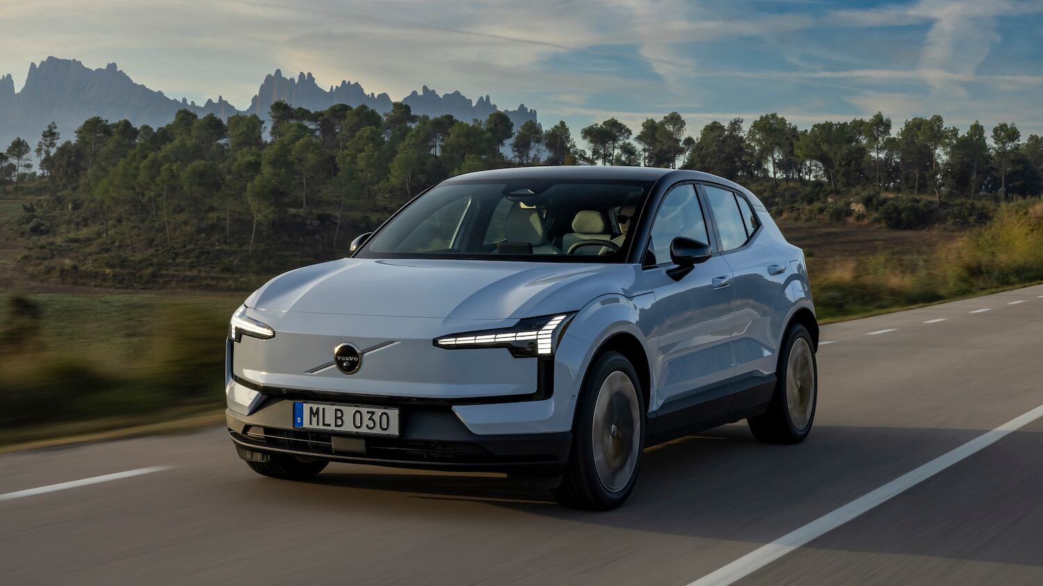 Llega a Puerto Rico el Volvo EX30, un SUV compacto 100% eléctrico