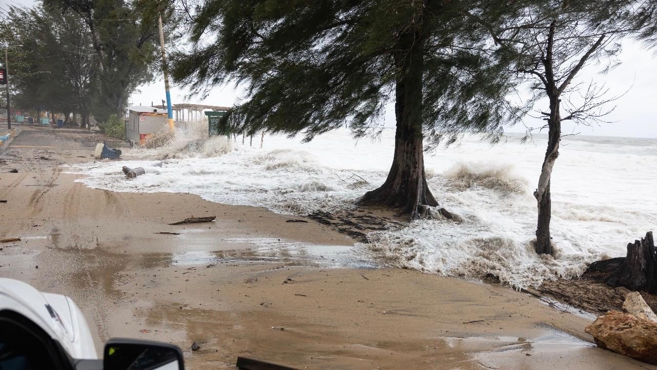 Municipios activan planes de emergencia y piden precaución ante fuertes lluvias
