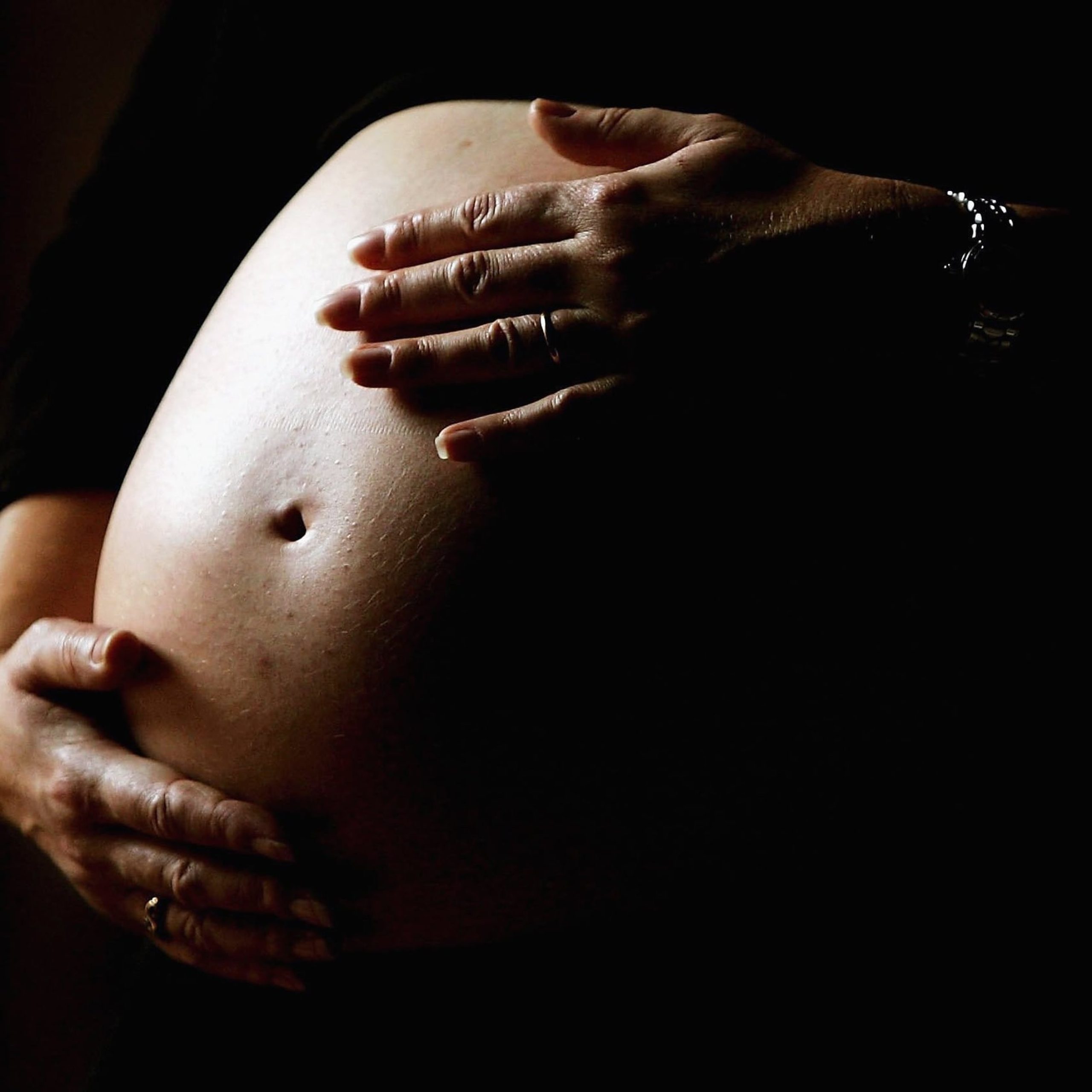 Rechazan ley que define al concebido como ser humano en el Código Penal