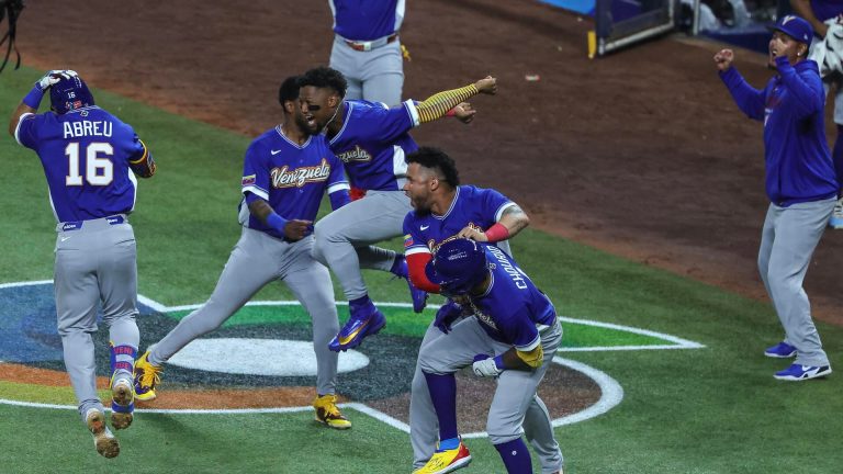 ¡Otra sorpresa! Venezuela vence a Japón y habrá nuevo campeón en el Clásico