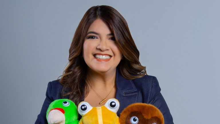 Educadora presenta “Puppets Boricuas”, títeres inspirados en la fauna de Puerto Rico